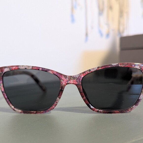 Kate Spade frame sunglasses - Picture 3 of 4